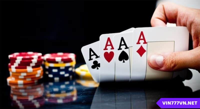 Cách chia bài trong luật bài poker